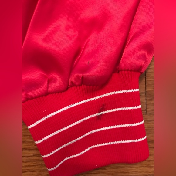 VINTAGE RED SATIN POLY JACKET 2XL. STITCHING 4. A RANCH FALL - Picture 7 of 7